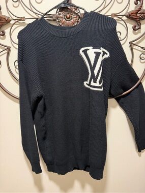 Source Unknown Black Crewneck Sweater with White Logo Patch